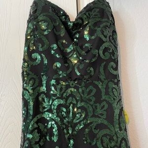 emerald green prom dress